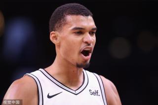 在现代足球 在现代足球