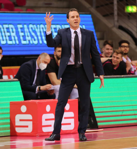 正是基于俱 正是基于俱