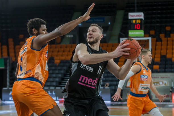 勇士队的 勇士队的