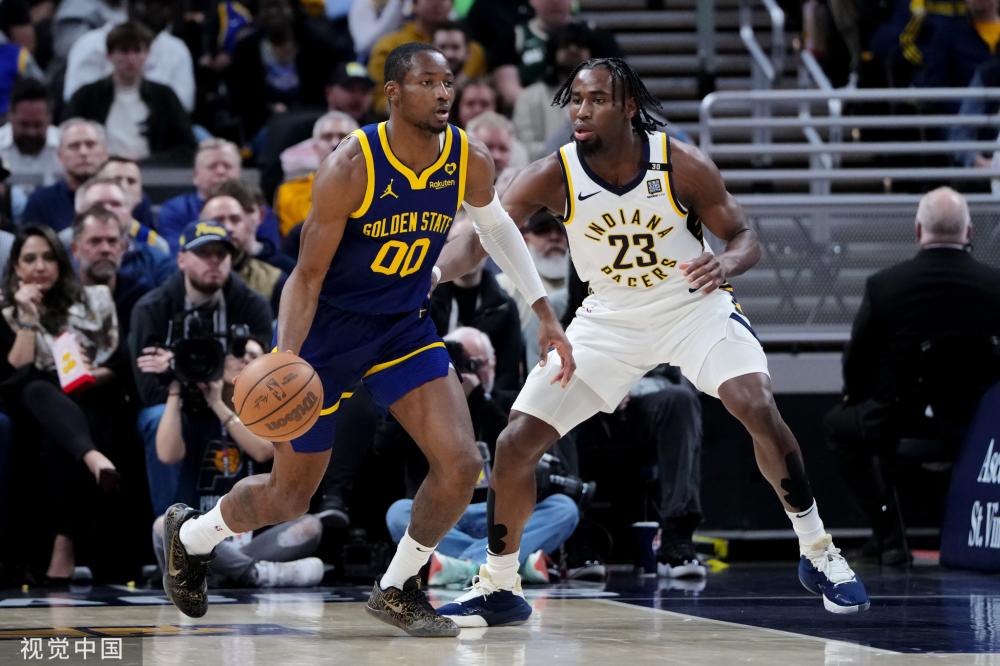 球迷用呐喊 球迷用呐喊